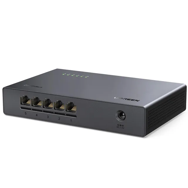ugreen-switch-ethernet-2-5g-5-porte-rj45-plug-play image 1