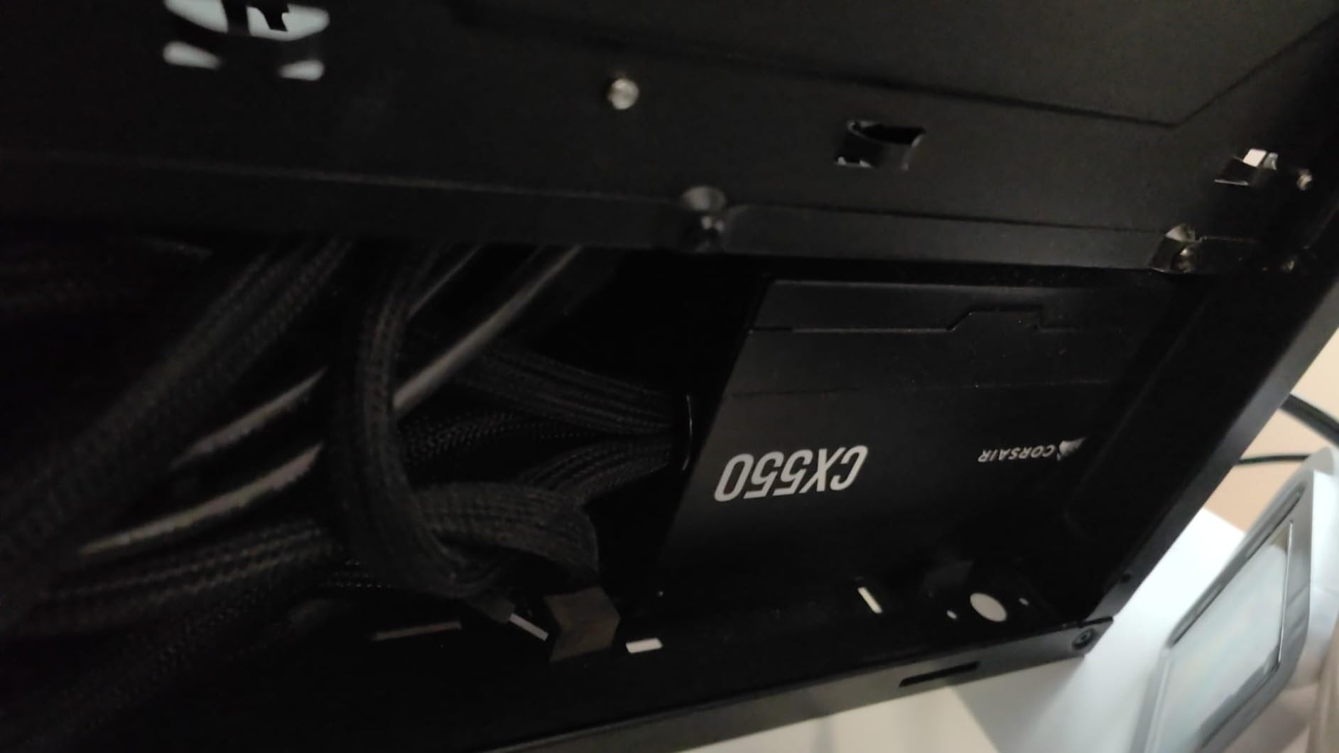 Onesto 550W