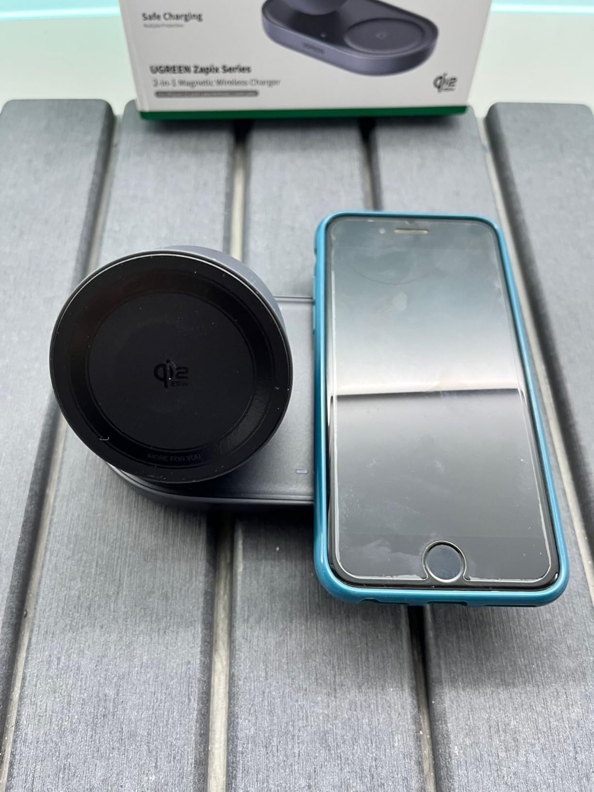 Pratico per iPhone e AirPods