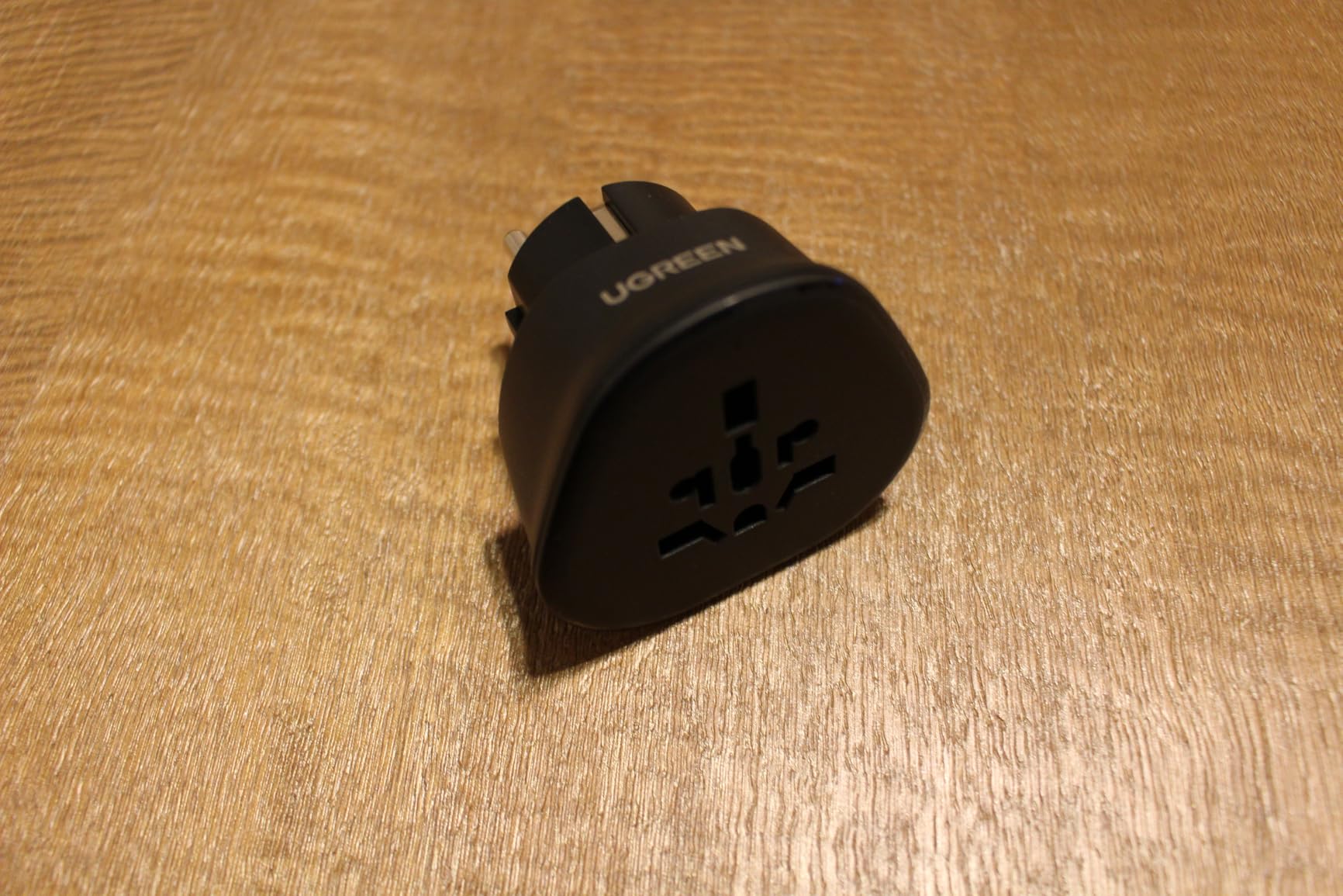 Buono ma ingombrante con spina UK