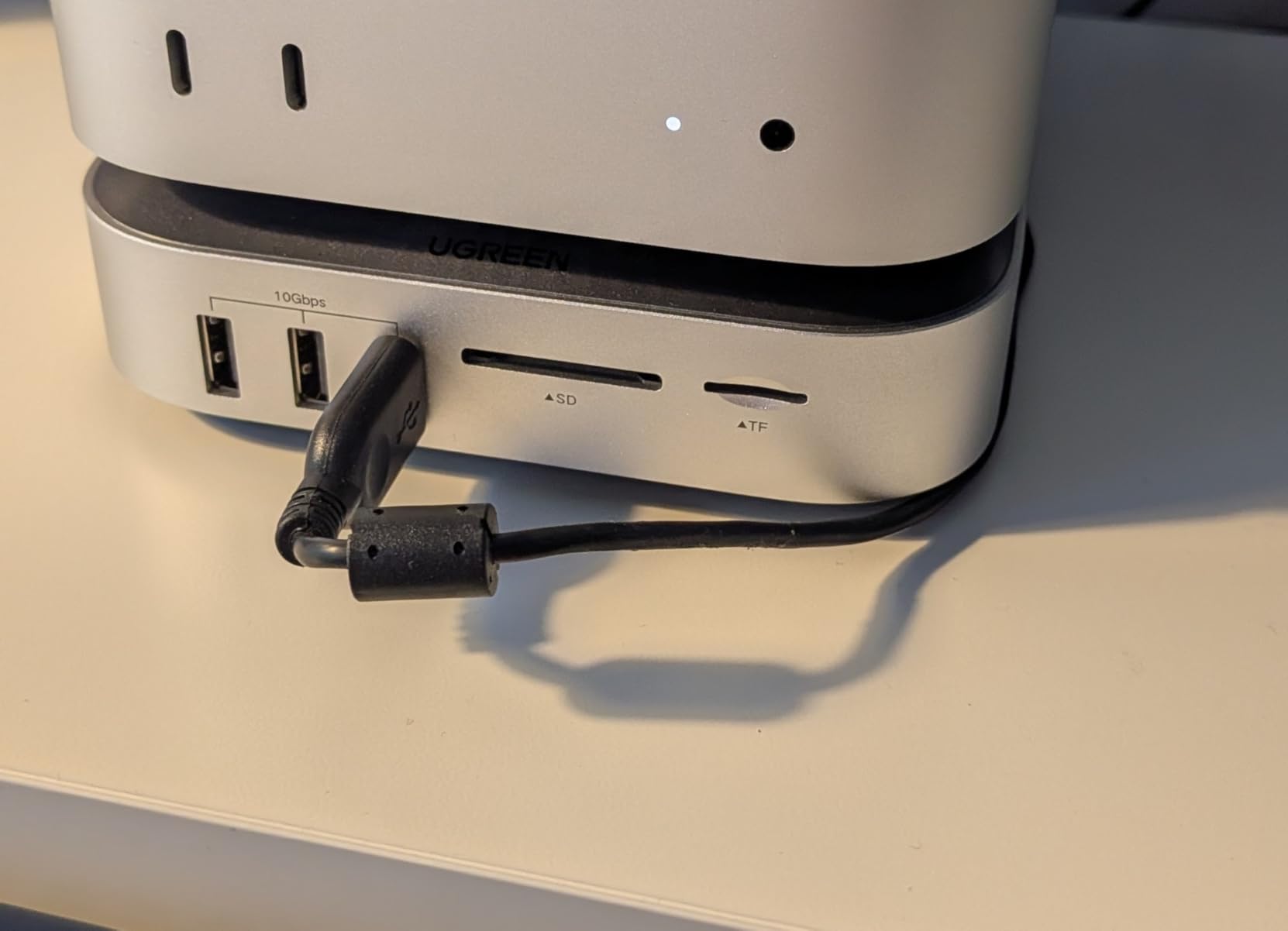 Ottima dock, un po' calda