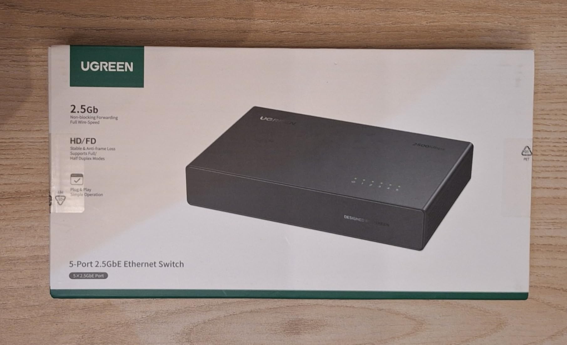 Ottimo switch, alimentatore un po' anonimo