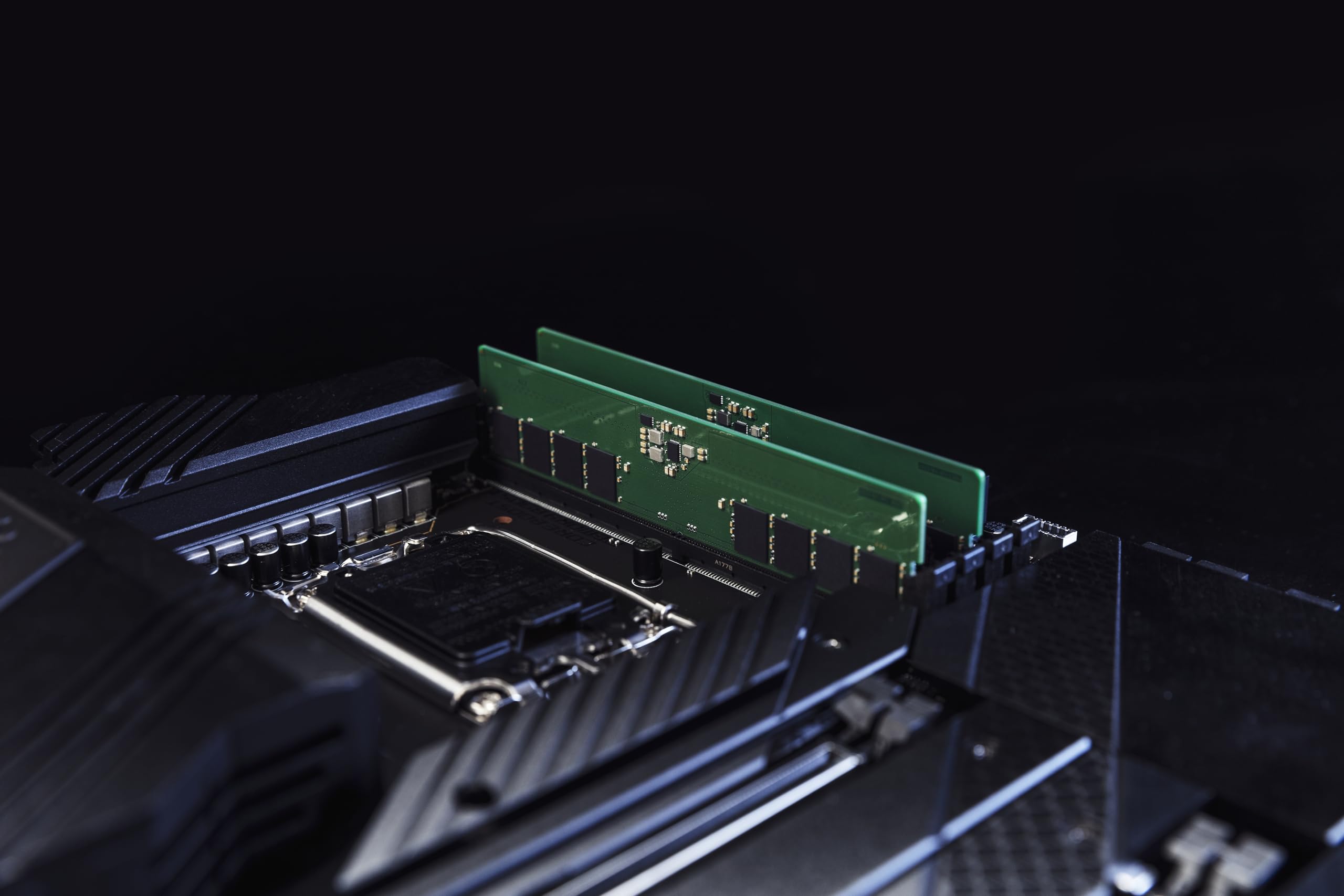 kingston-valueram-ddr5-32-gb-5600-mt-s-cl46-non-ecc-unbuffered-dimm-kvr56u46bs8- image 4