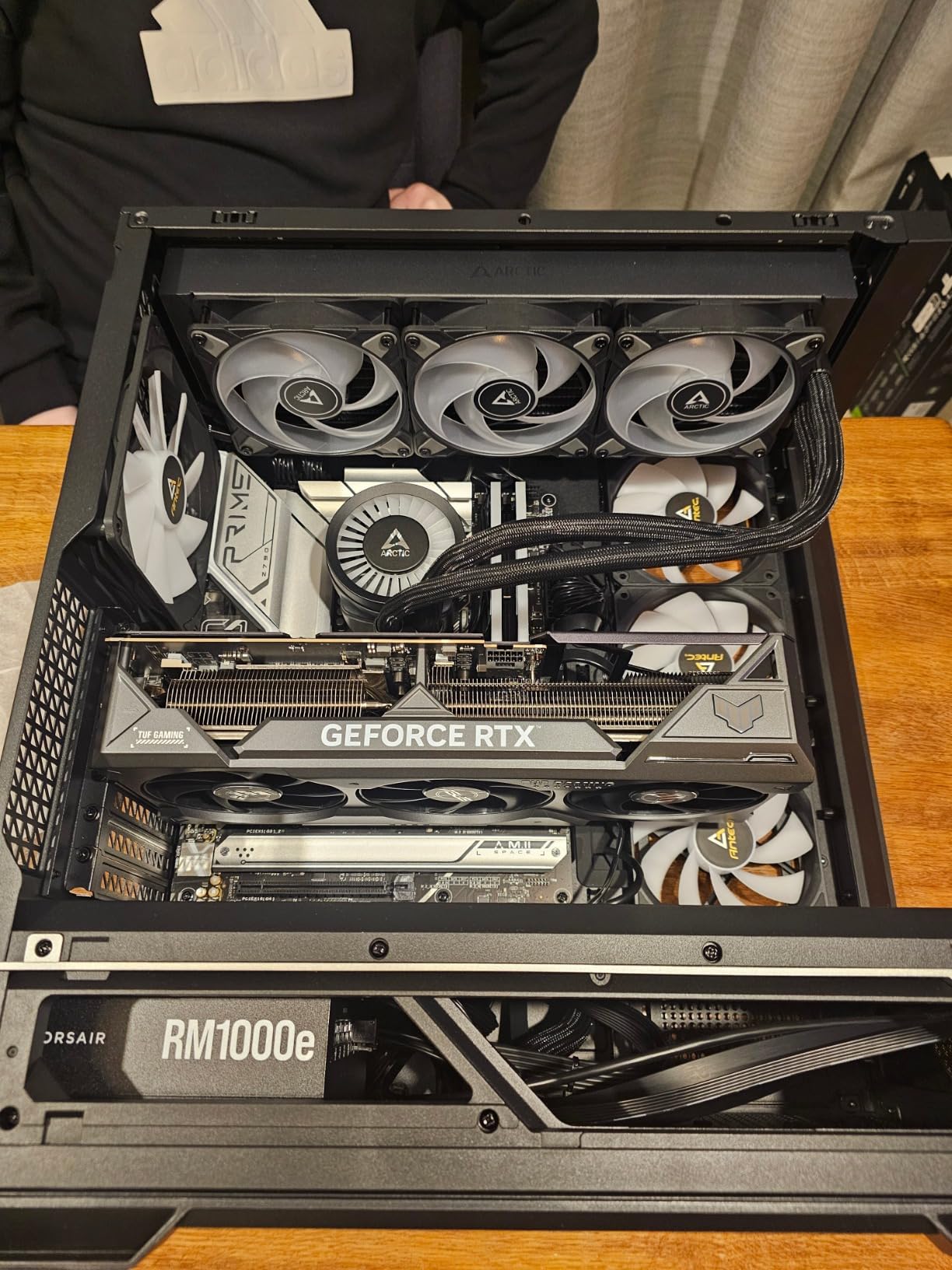 Silenzioso e potente per 4070 Ti