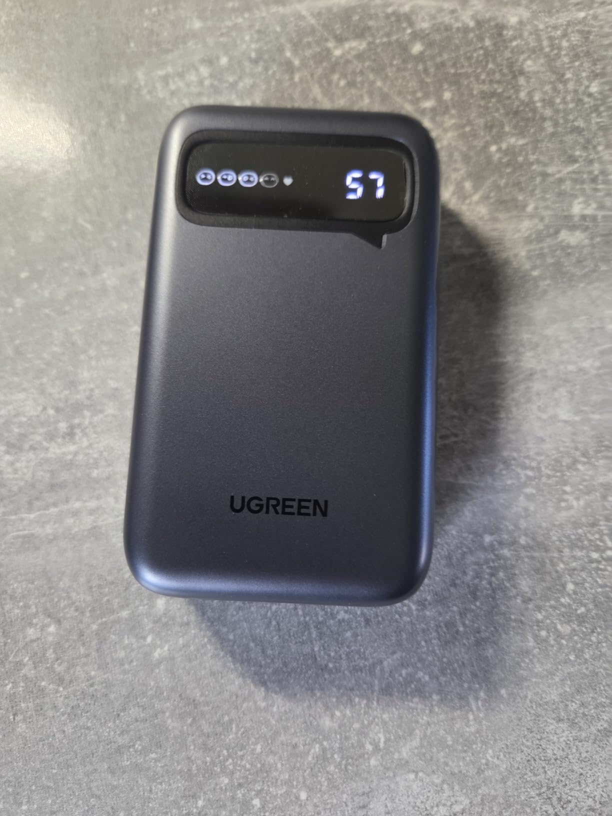 Batteria infinita con cavi integrati
