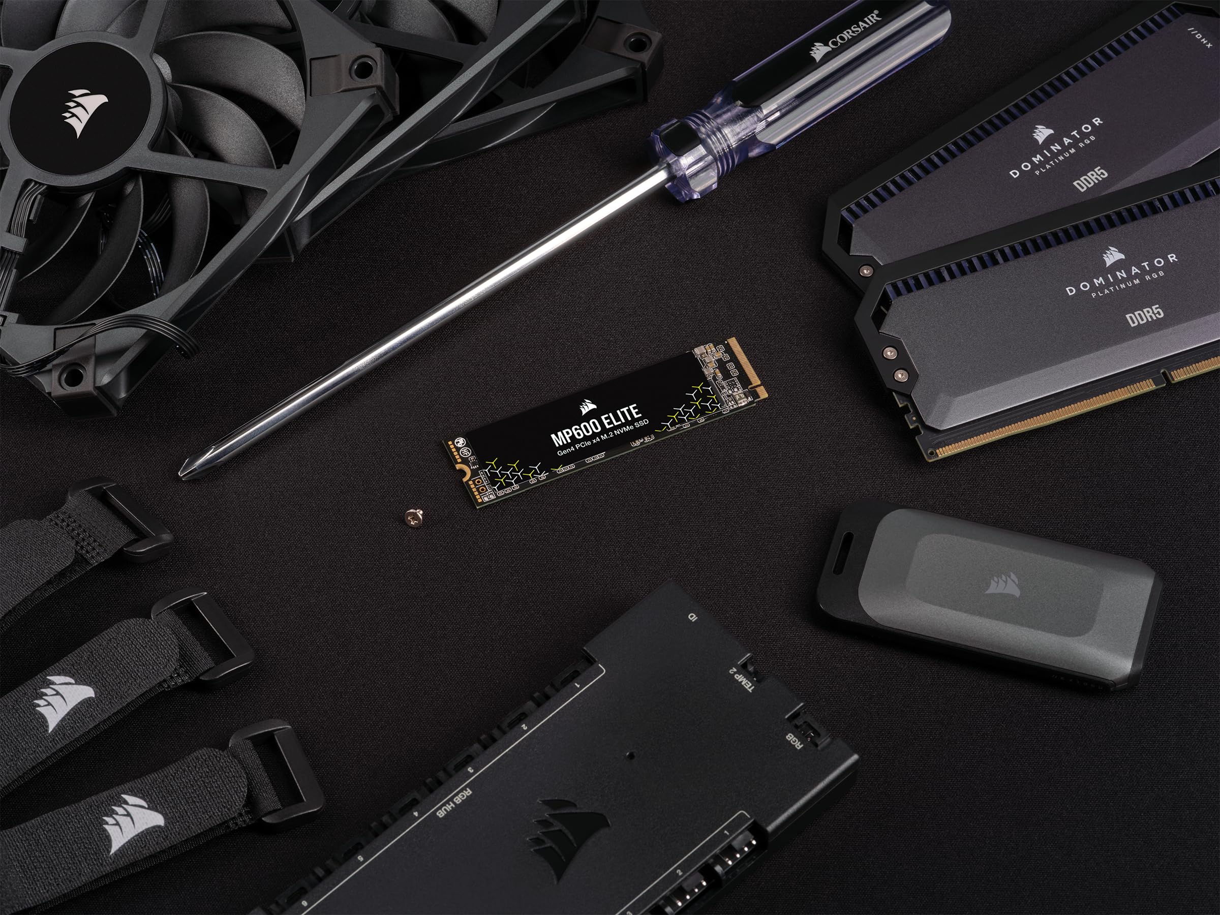 corsair-mp600-elite-2tb-ssd-m-2-2280-pcie-gen4-x4-nvme image 7