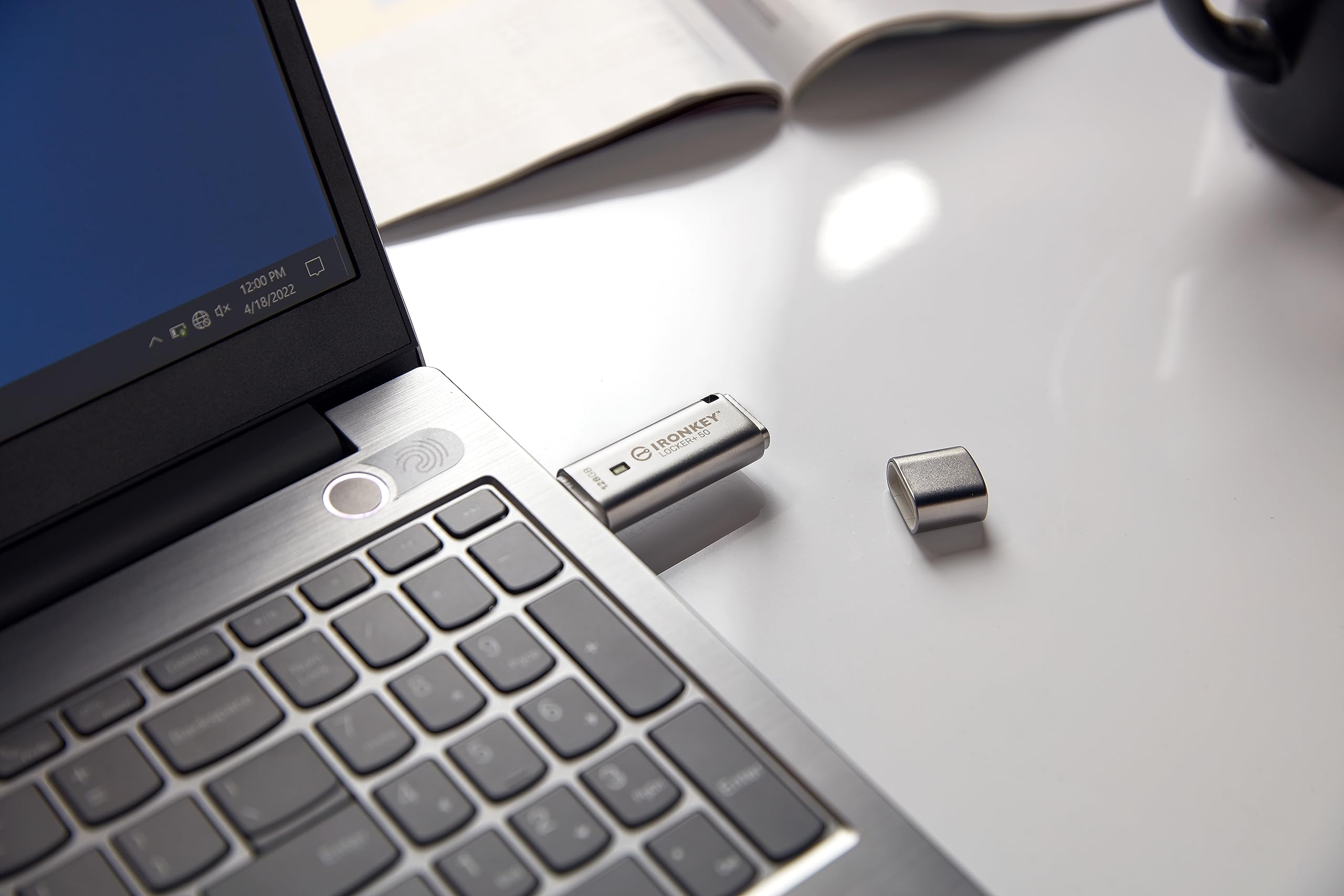kingston-ironkey-locker-50-32gb-drive-flash-usb-crittografato-xts-aes-con-usbtoc image 7