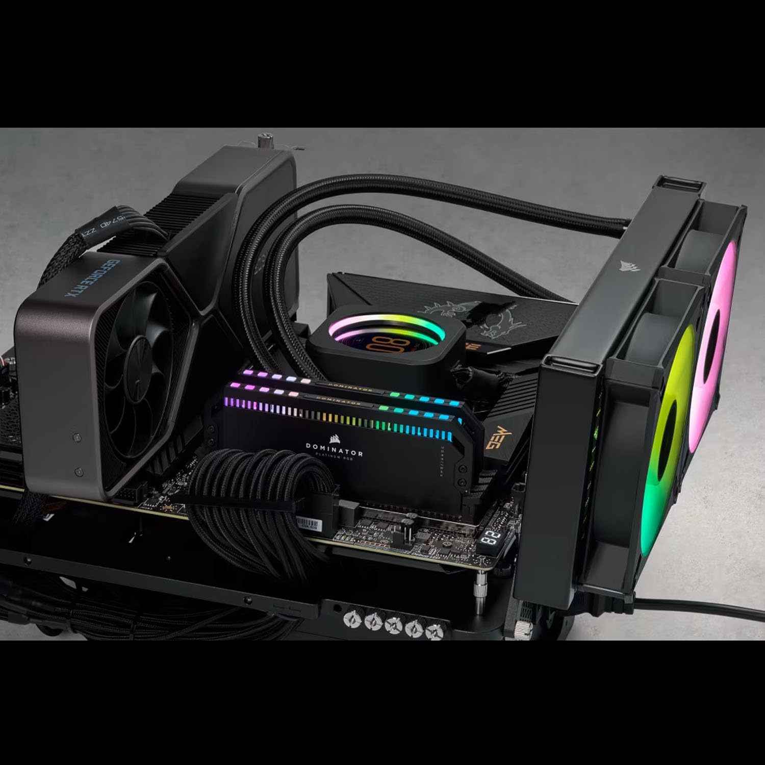 corsair-dominator-platinum-rgb-ram-ddr5-32gb-2x16gb-6000mhz-cl36-intel-xmp-nero image 6